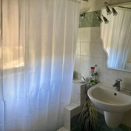 Дом отдыха The Lookout By Goutos Luxury Living *