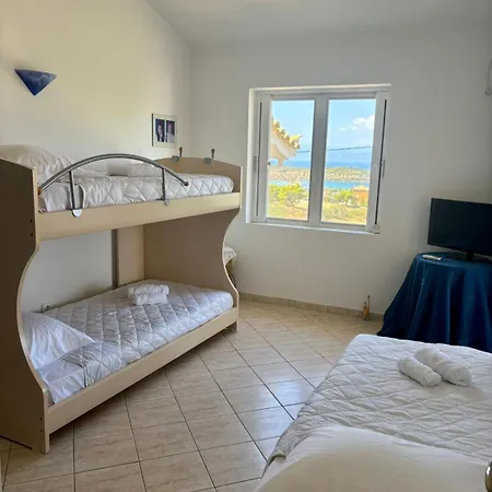 The Lookout By Goutos Luxury Living 度假居 Rozaíika