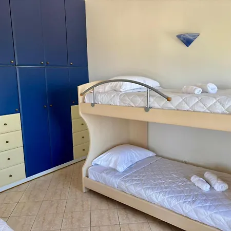 Дом отдыха The Lookout By Goutos Luxury Living