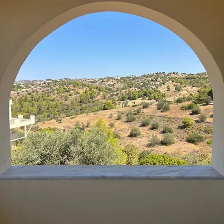 The Lookout By Goutos Luxury Living * Rozaíika