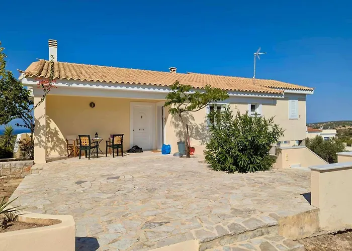 The Lookout By Goutos Luxury Living * Rozaíika